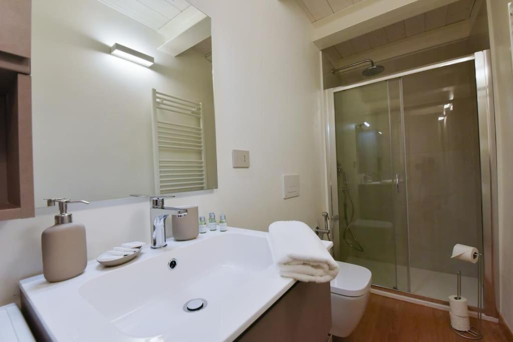 Loft 21 - Lussuoso Ed Elegante A Due Passi Dal Mare Apartment Finale Ligure Exterior photo